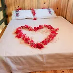 Bed & Breakfast Serender Bungalov Foça