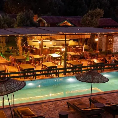 Serender Bungalov Bed & Breakfast Foça